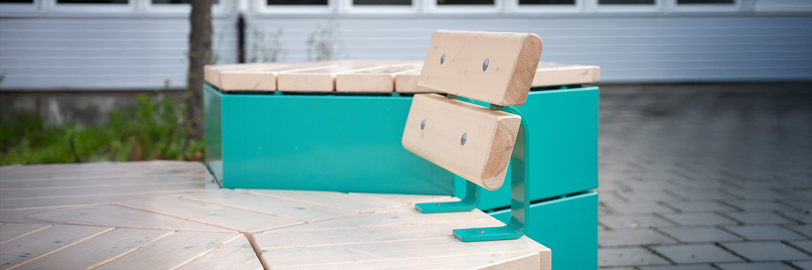 A backrest for the Rosenlund hexagon.